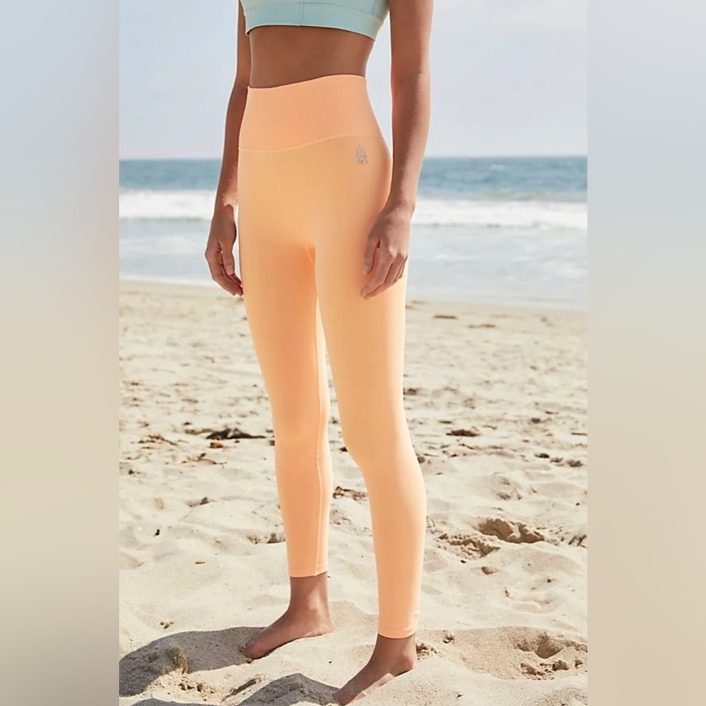 FP Free People Movement Good Karma 7/8 Leggings, Women’s XS, Neon Coral